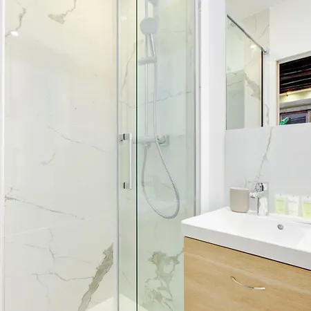 Bluestay 303 - Superb In * París